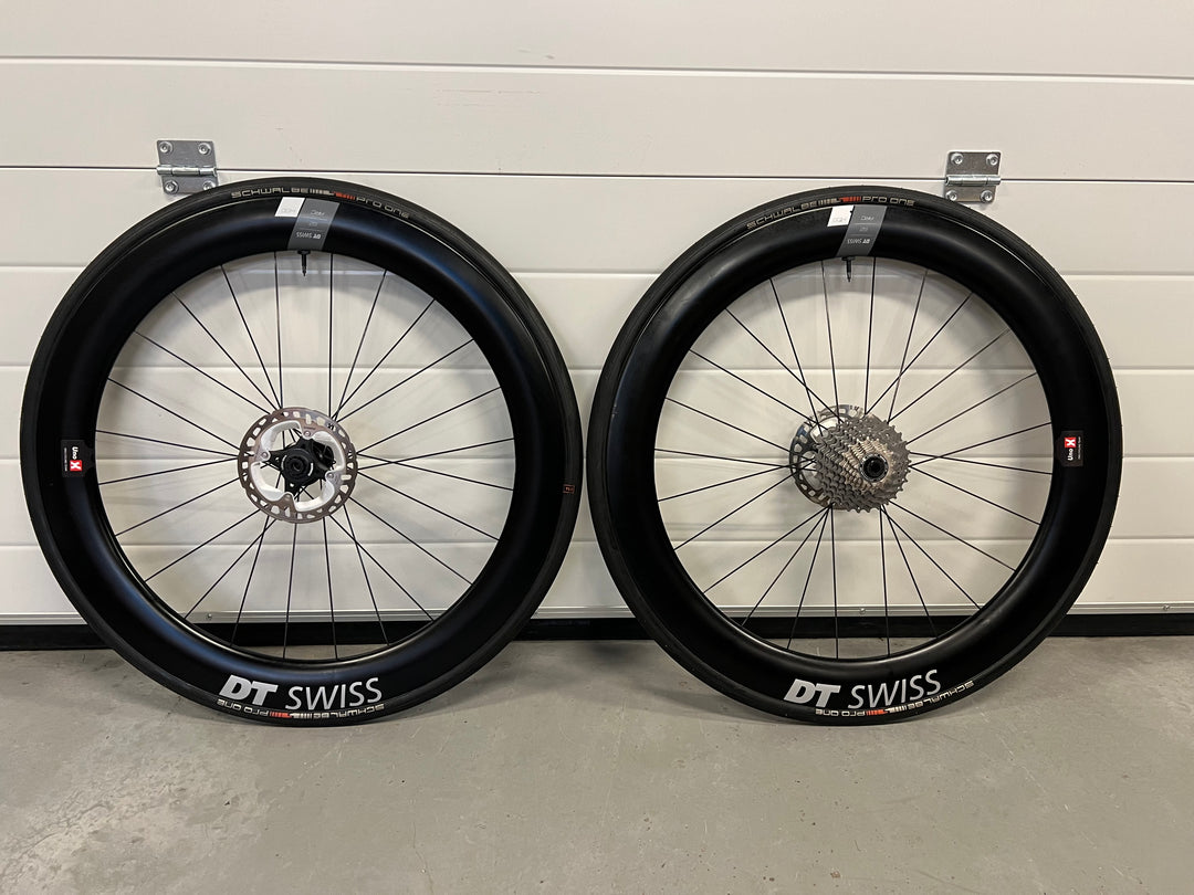 DT Swiss ARC 1400 62 mm m/dekk, bremseskiver og shimano kassett. – DARE  Bikes Norway